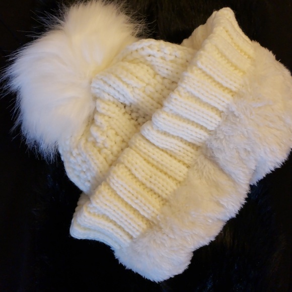 Winter wears - Picture 3 of 3